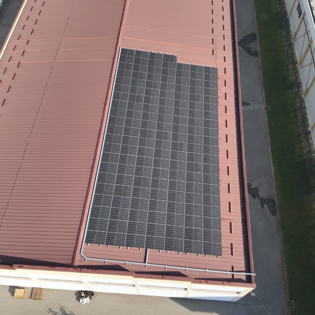 Solarna elektrana Extra Tropic Trade 180 kWp — završena krovna instalacija