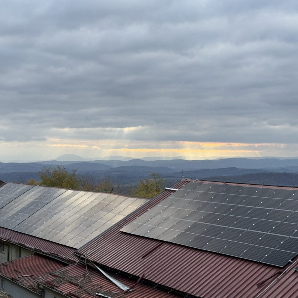 Solarna elektrana Rudnik JAMA 266 kWp — panoramski prikaz lokacije